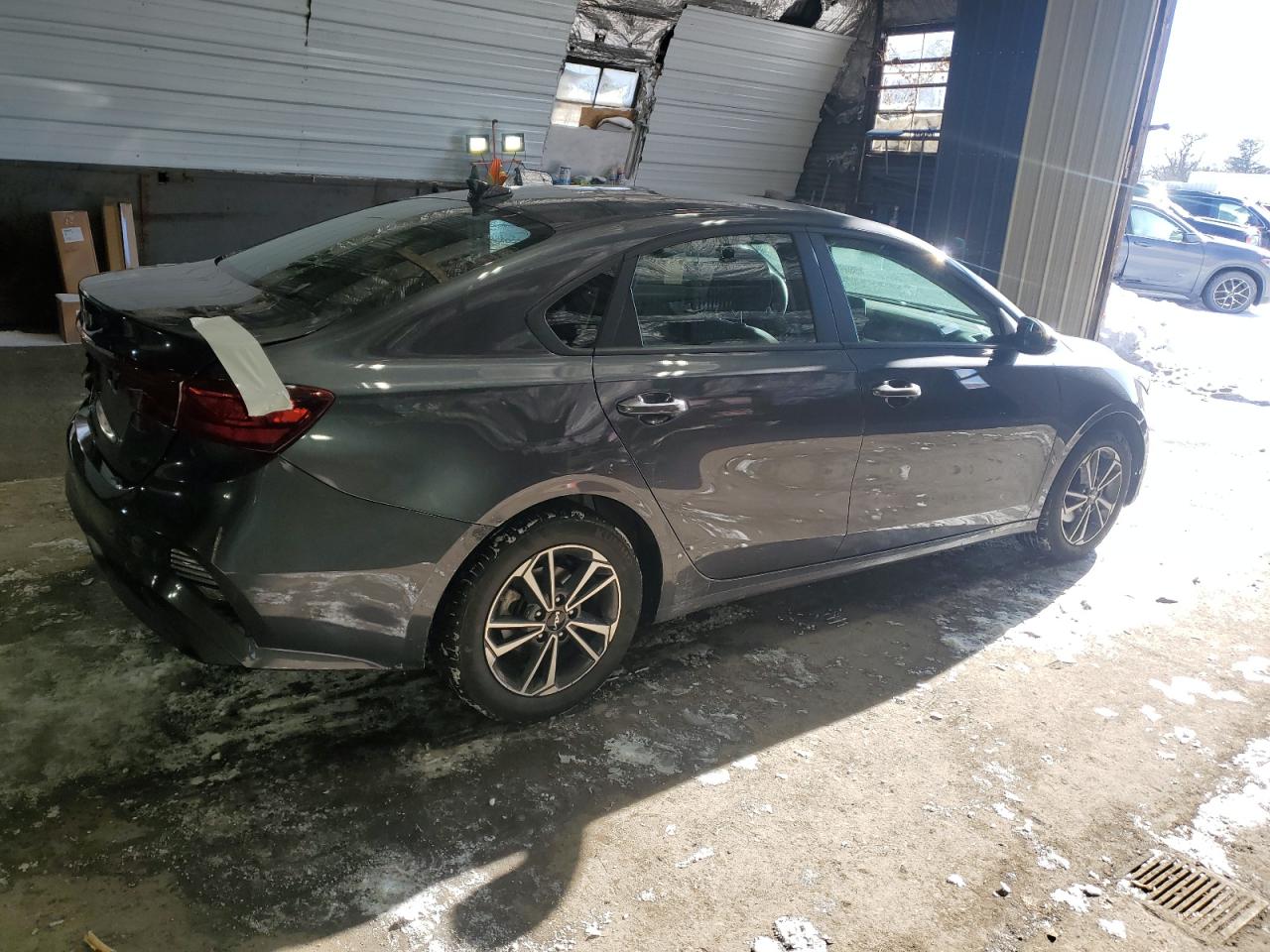 2023 Kia Forte - Image 3