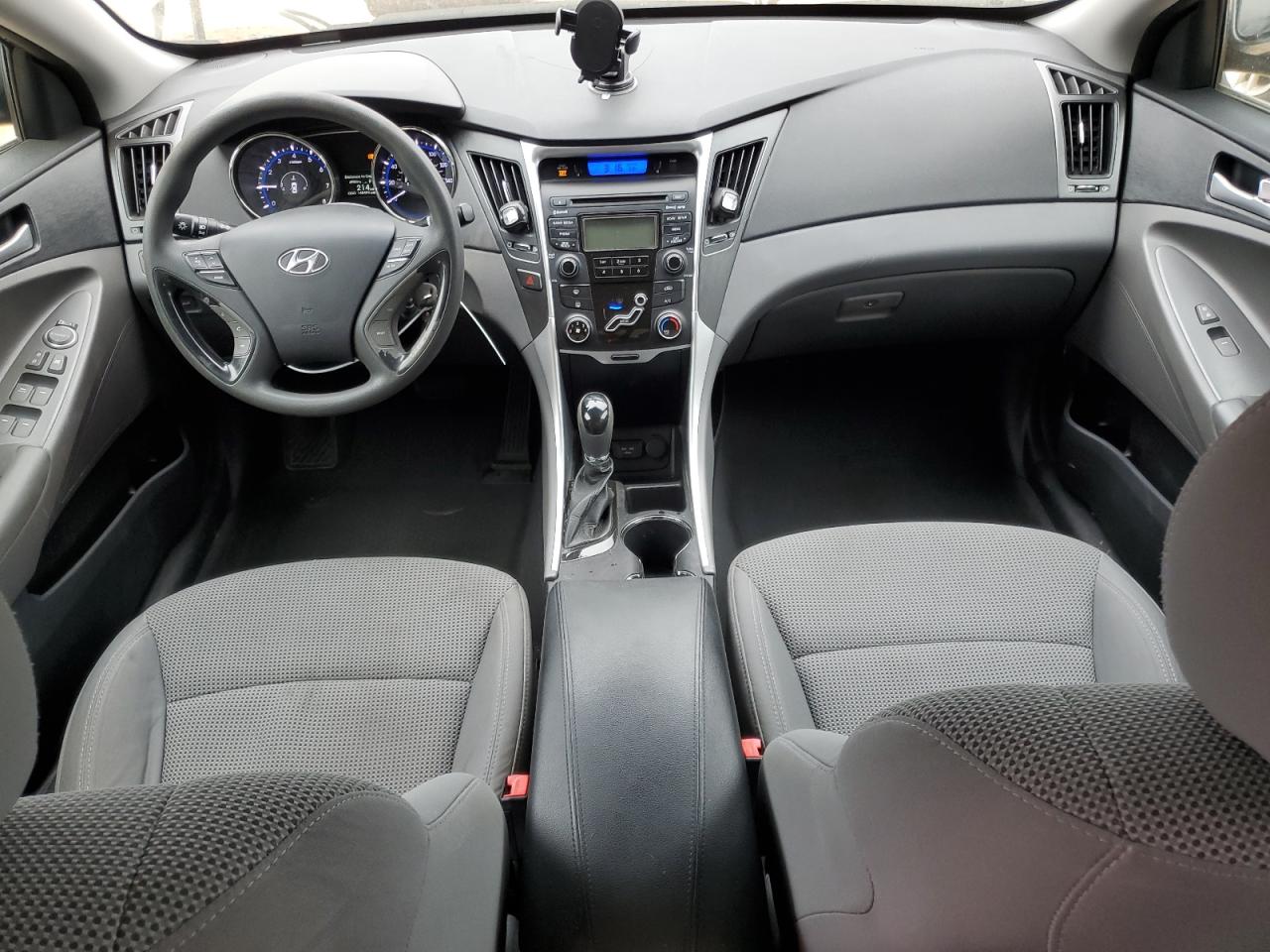 2013 Hyundai Sonata - Image 8