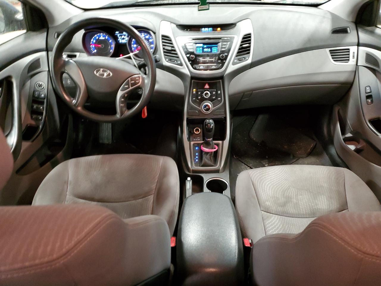 2014 Hyundai Elantra - Image 8