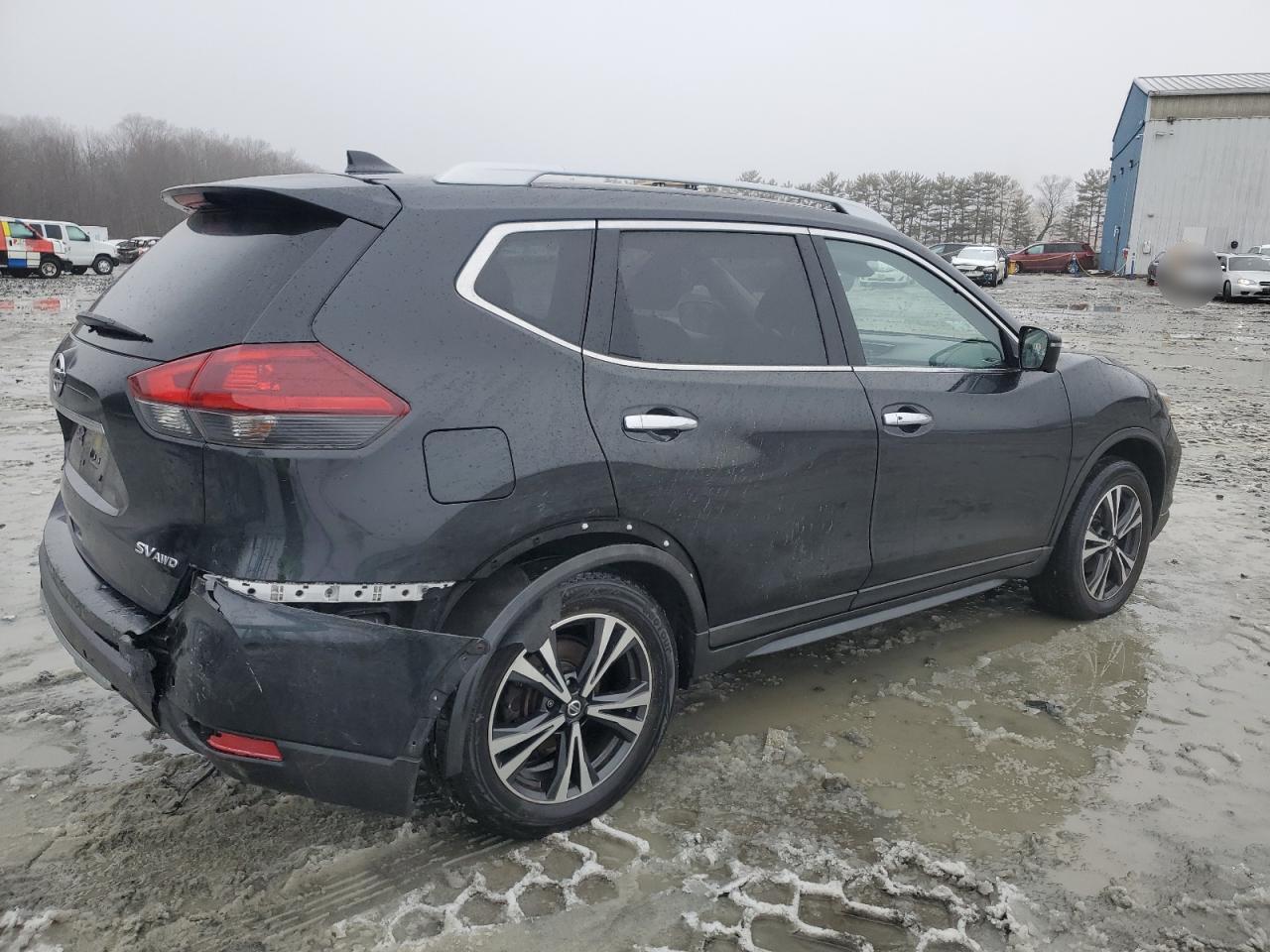 2020 Nissan Rogue - Image 3