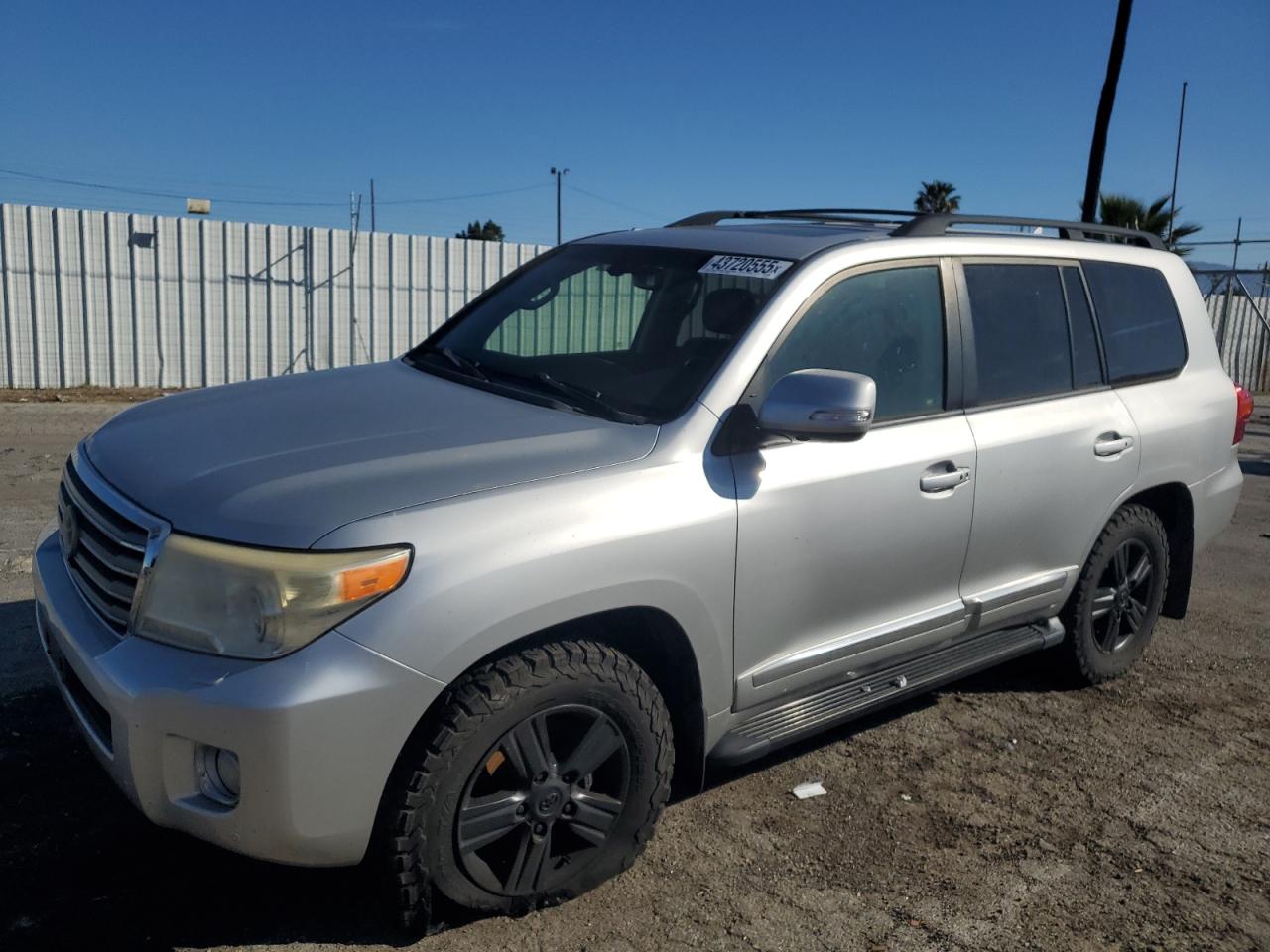 2013 Toyota Land Cruiser - Image 1