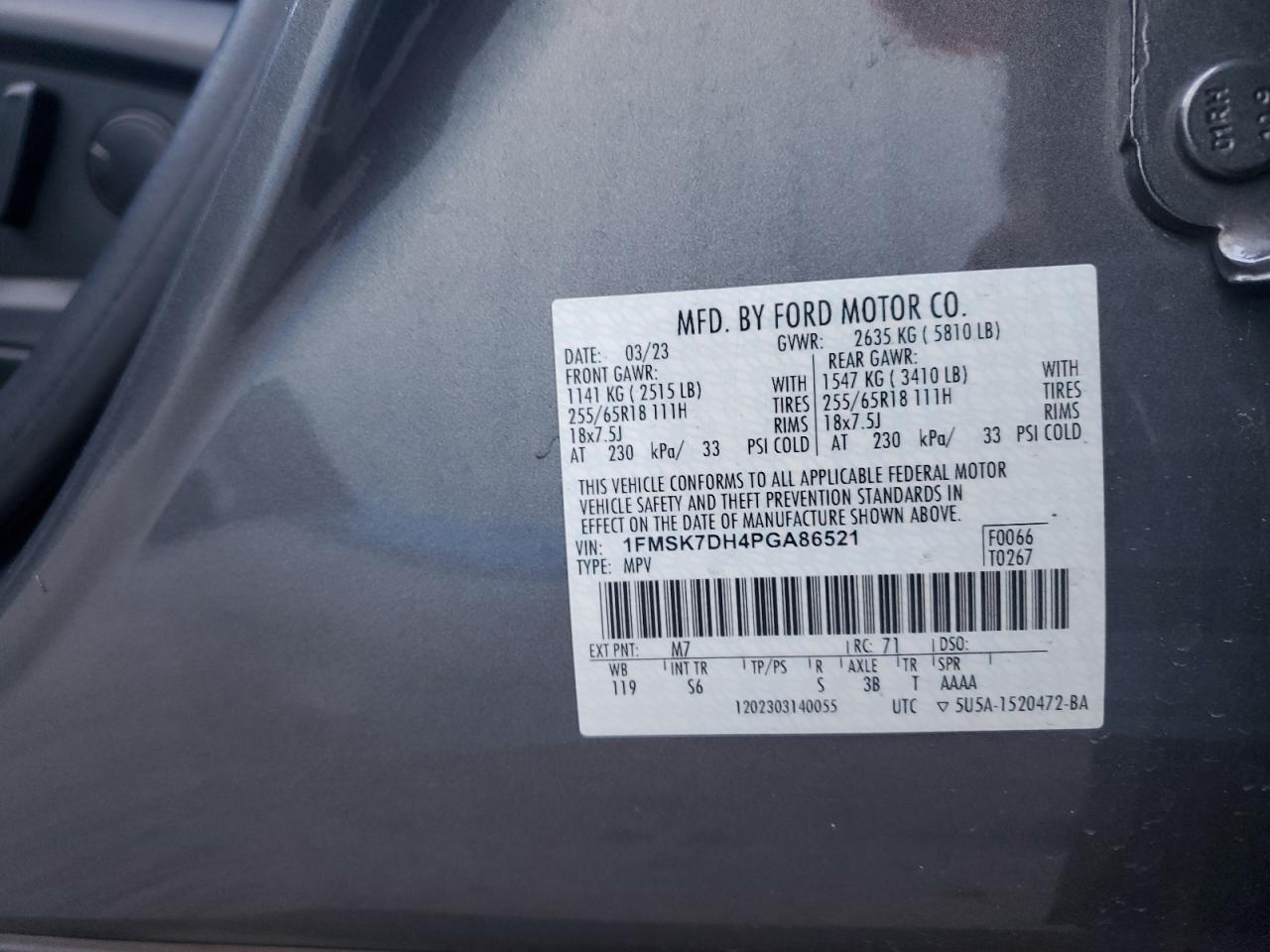 2023 Ford Explorer - Image 13
