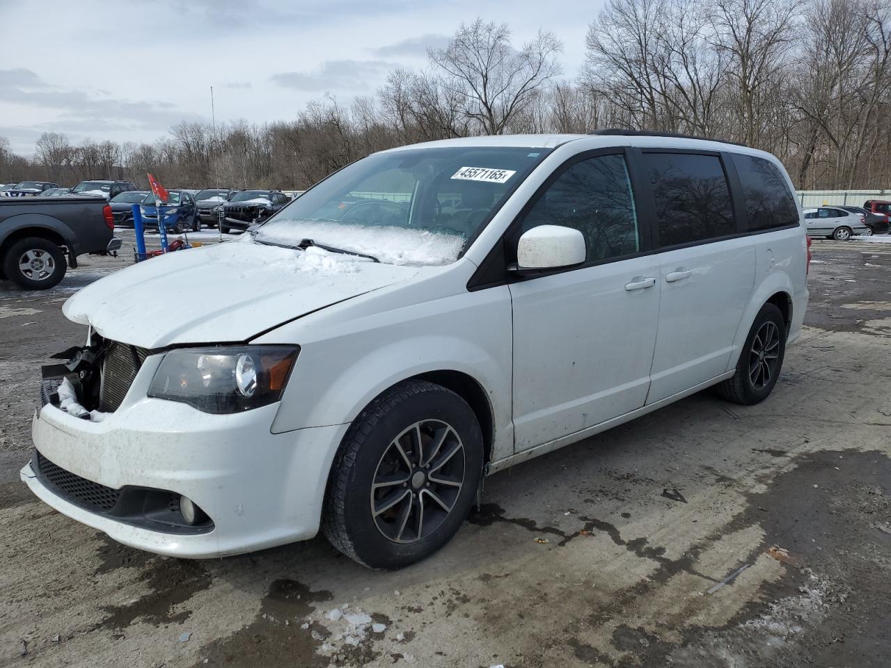 2018 Dodge Caravan - Image 1
