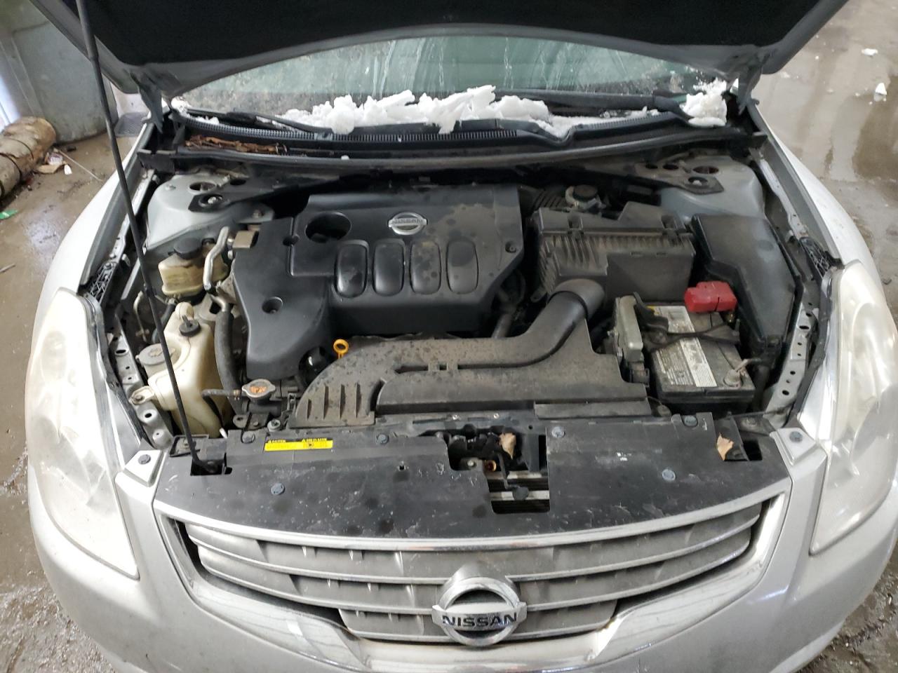 2010 Nissan Altima - Image 11