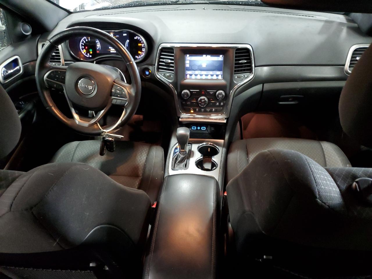 2018 Jeep Grand Cherokee - Image 8