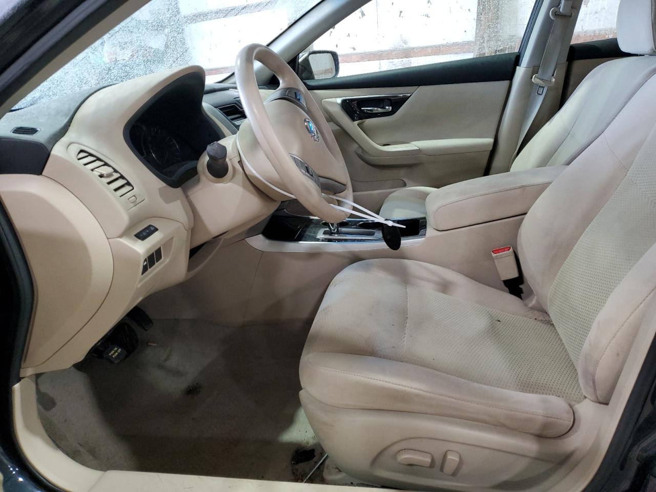 2014 Nissan Altima - Image 7