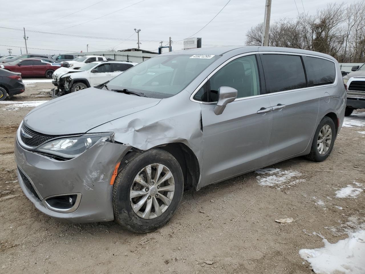 2019 Chrysler Pacifica - Image 1