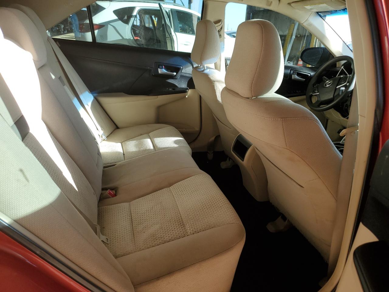 2014 Toyota Camry - Image 10