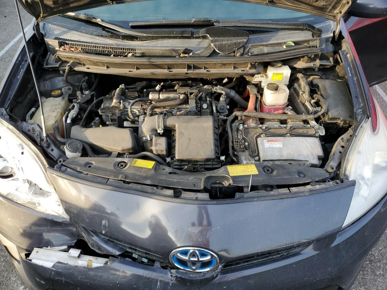 2012 Toyota Prius - Image 11