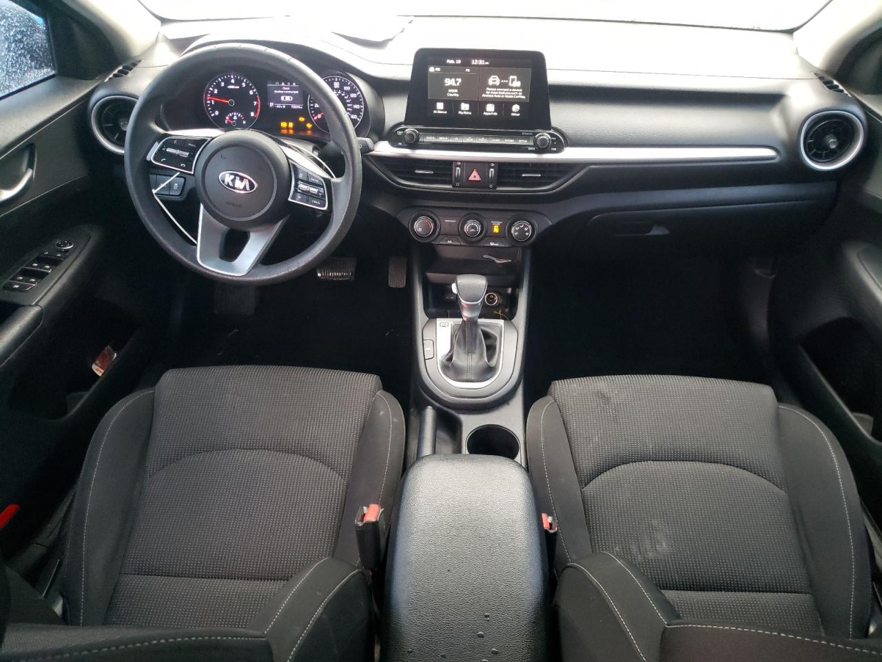 2021 Kia Forte - Image 8
