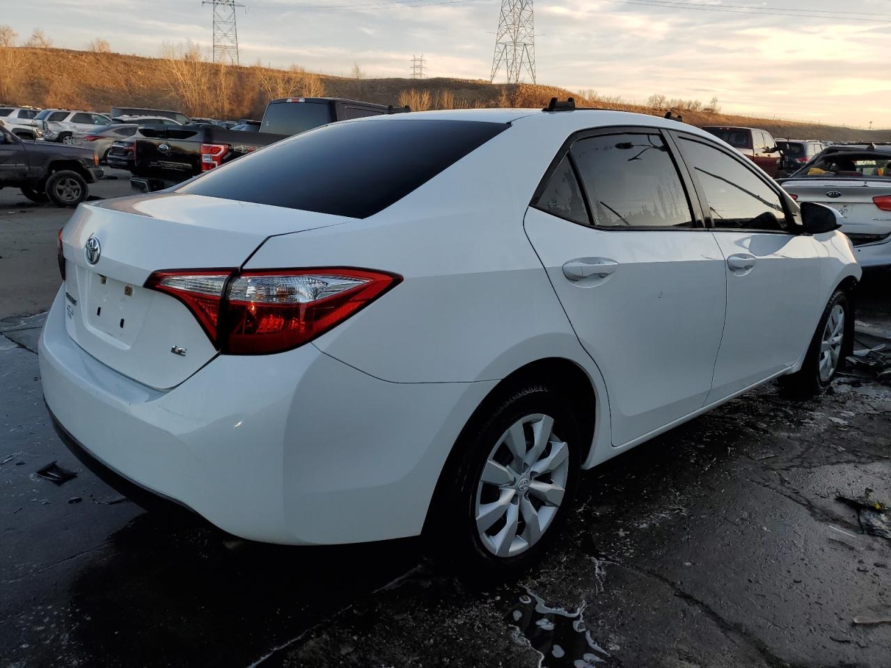 2015 Toyota Corolla - Image 3