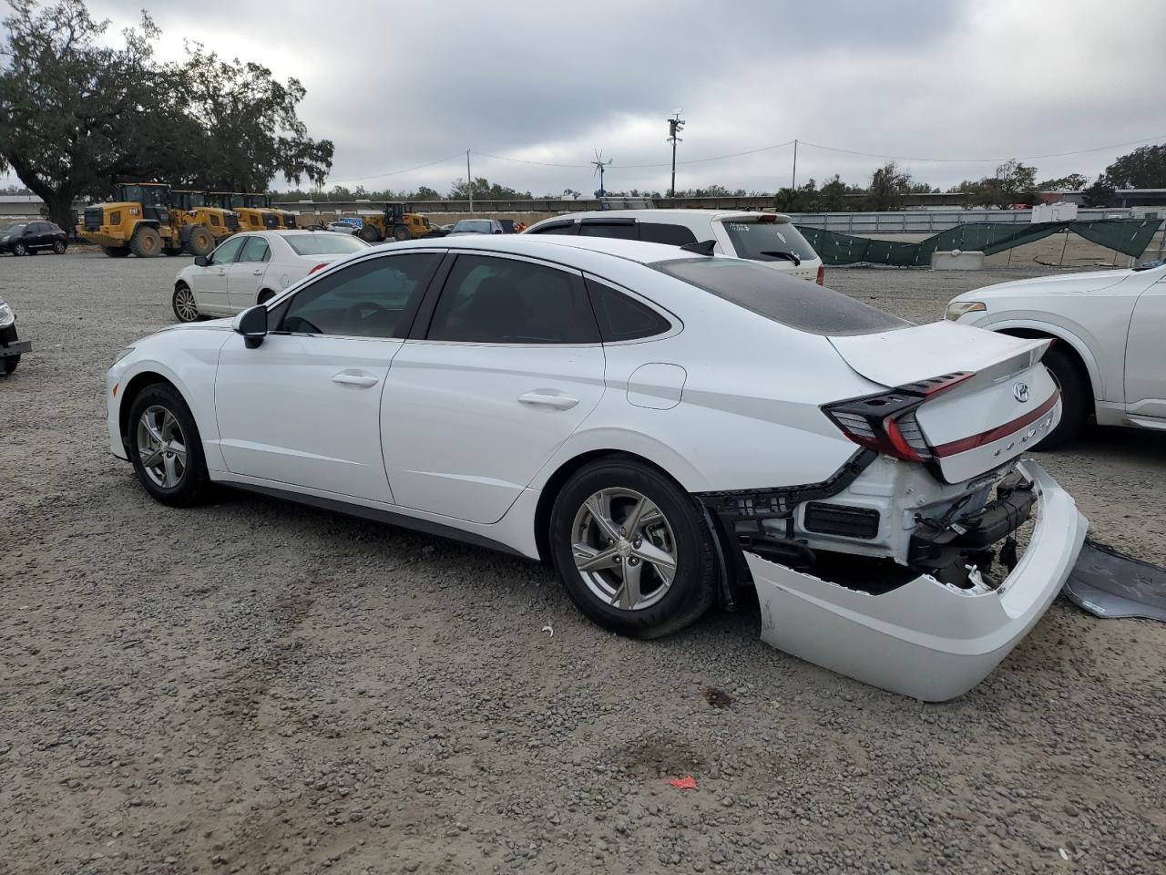 2022 Hyundai Sonata - Image 2