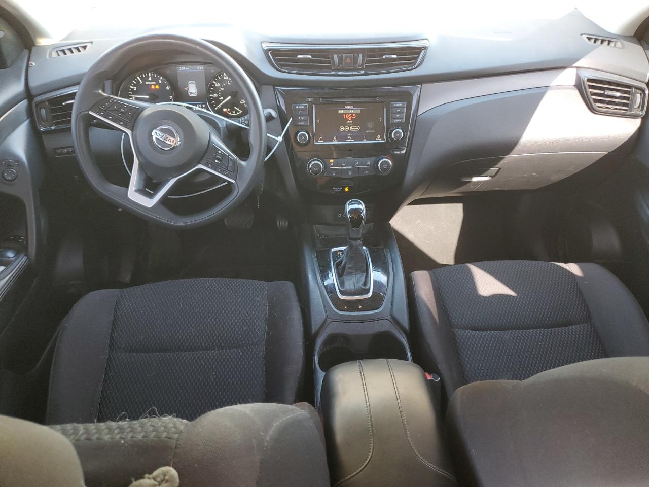 2021 Nissan Rogue - Image 8