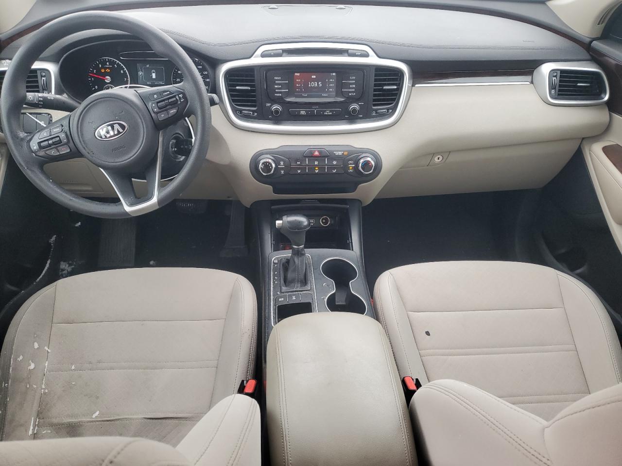 2018 Kia Sorento - Image 8