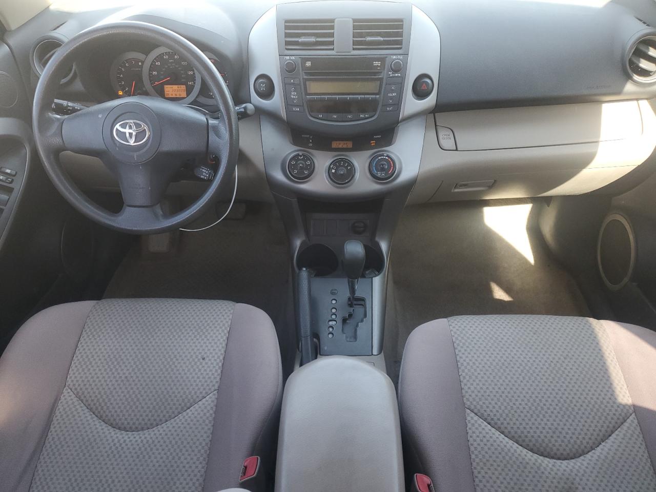 2008 Toyota RAV 4 - Image 8