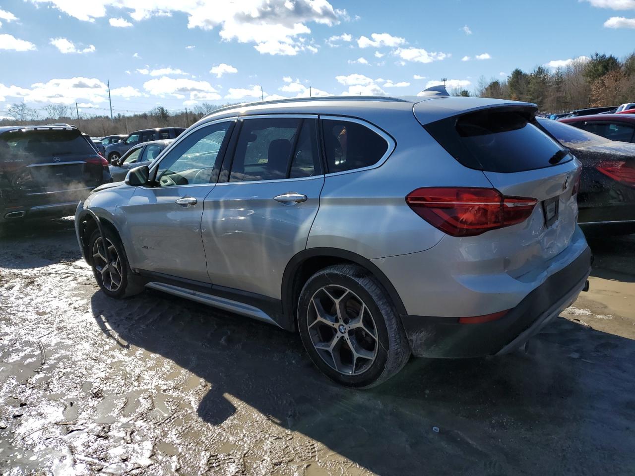 2018 BMW X1 - Image 2