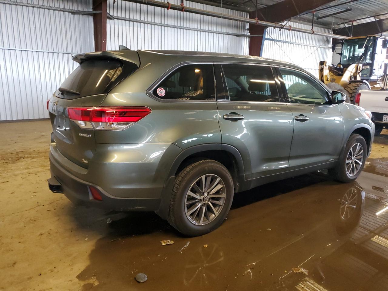 2019 Toyota Highlander - Image 3