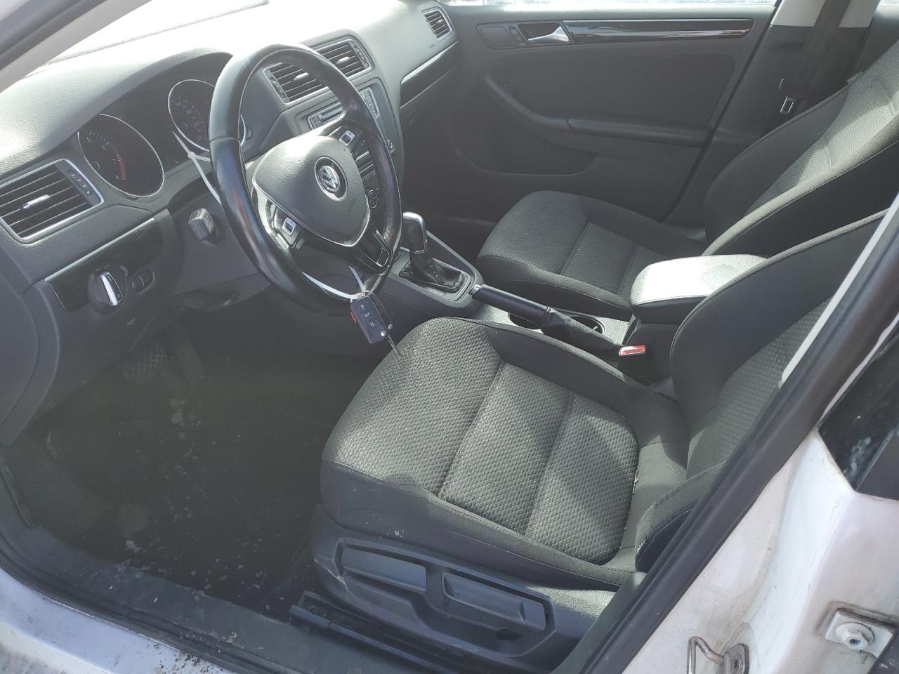 2016 Volkswagen Jetta - Image 7