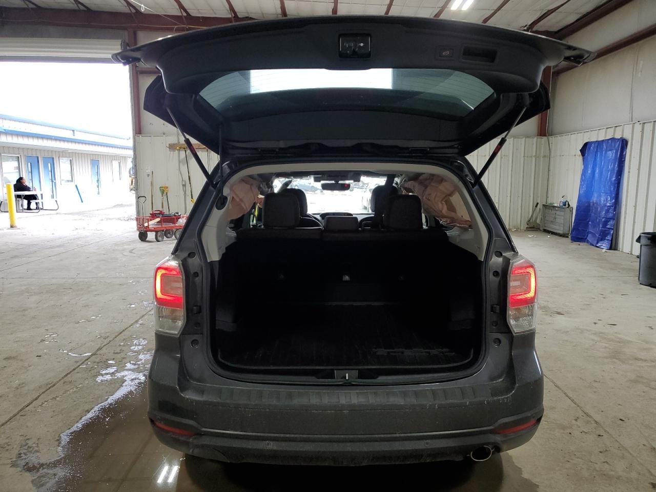 2018 Subaru Forester - Image 6