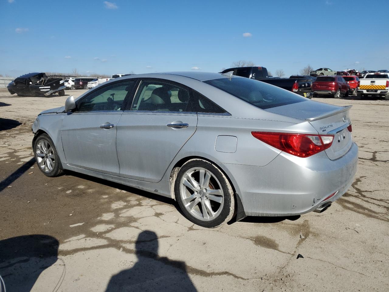 2012 Hyundai Sonata - Image 2