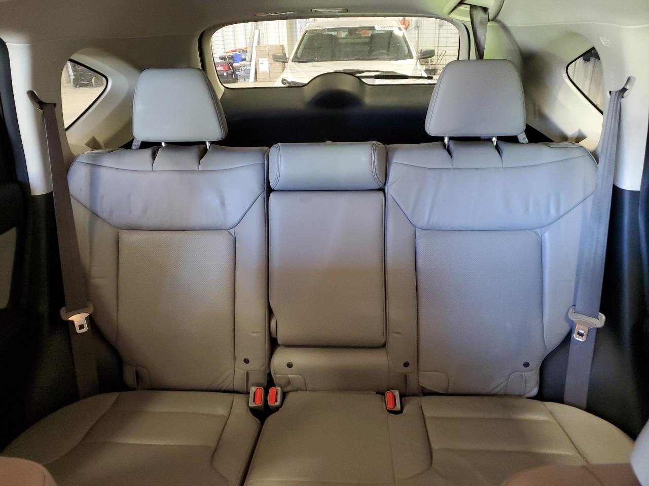 2015 Honda CR-V - Image 10