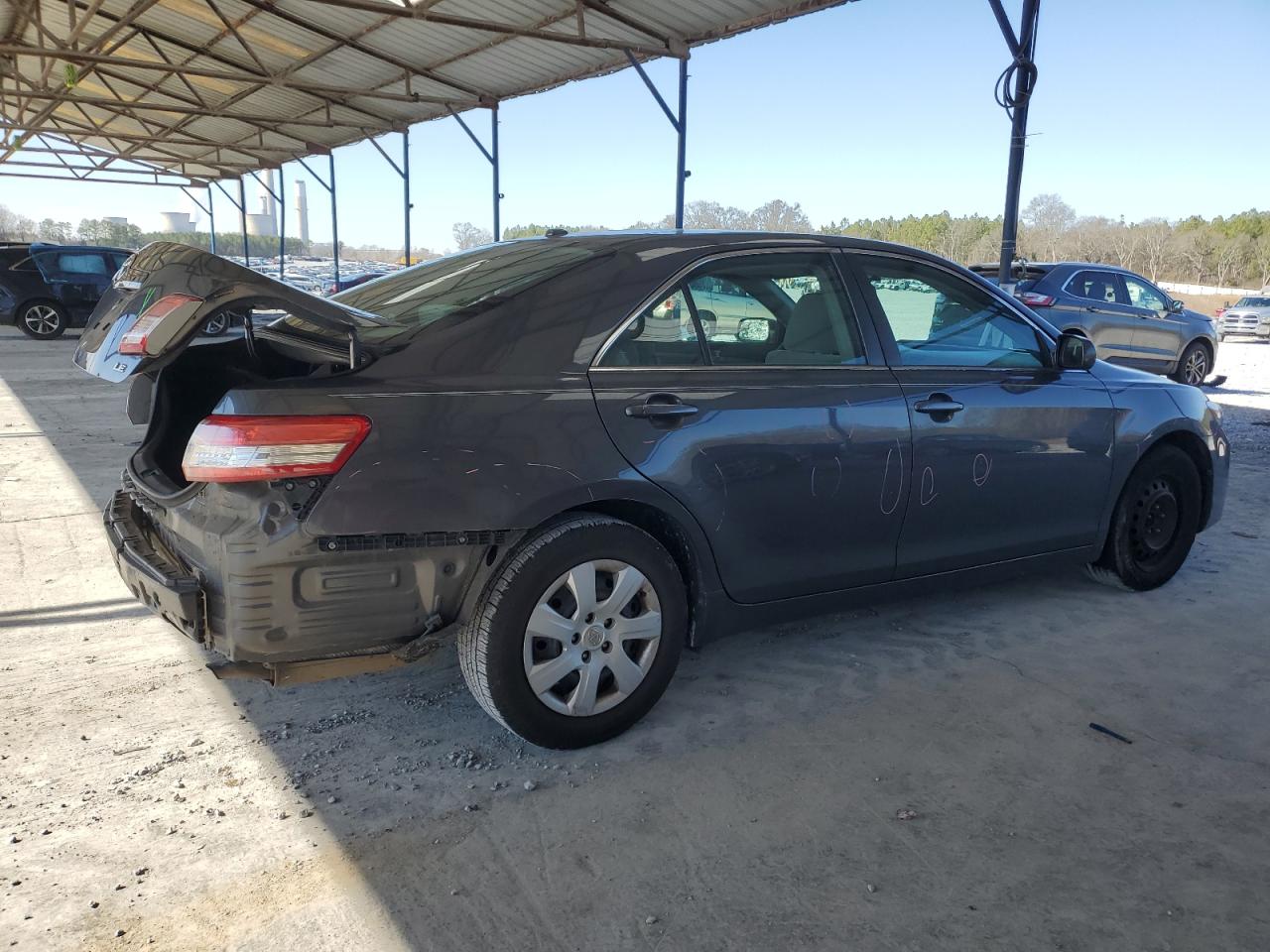 2010 Toyota Camry - Image 3