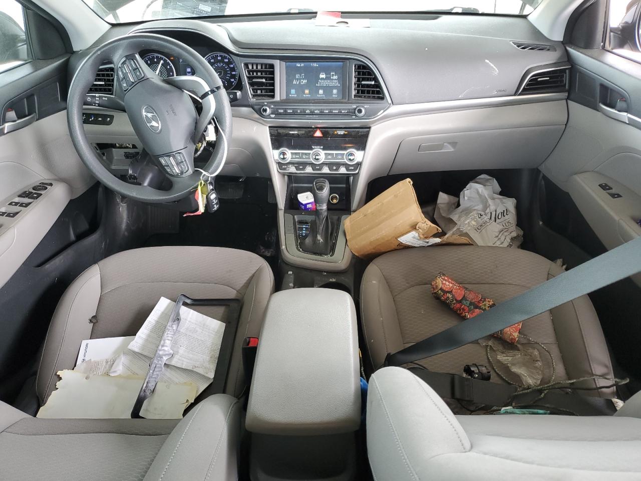 2020 Hyundai Elantra - Image 8