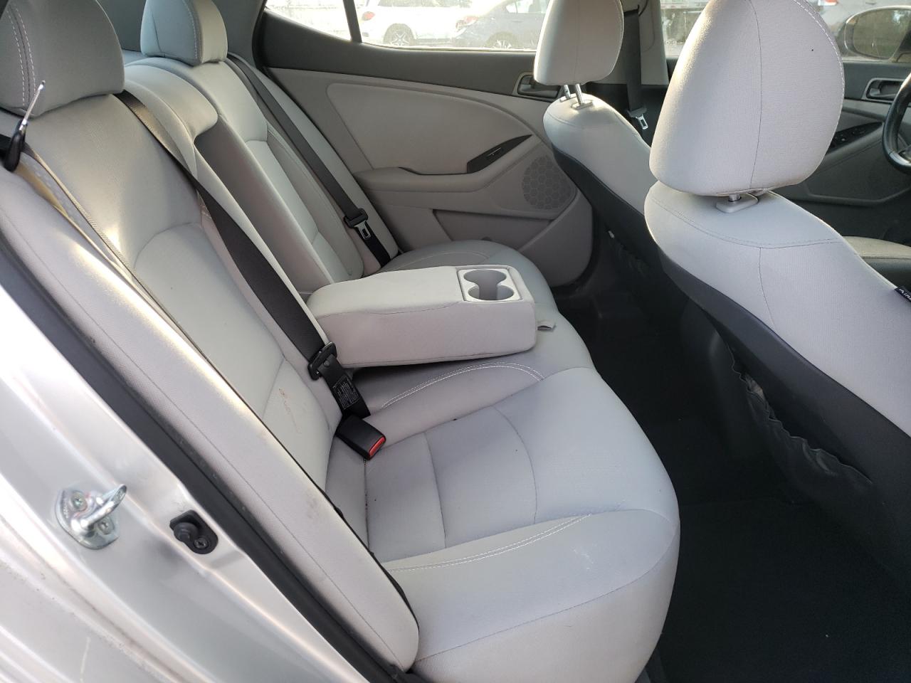 2014 Kia Optima - Image 10