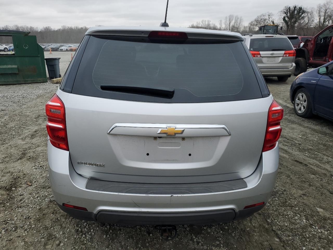 2017 Chevrolet Equinox - Image 6