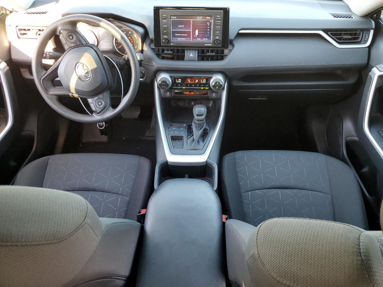 2022 Toyota RAV 4 - Image 8