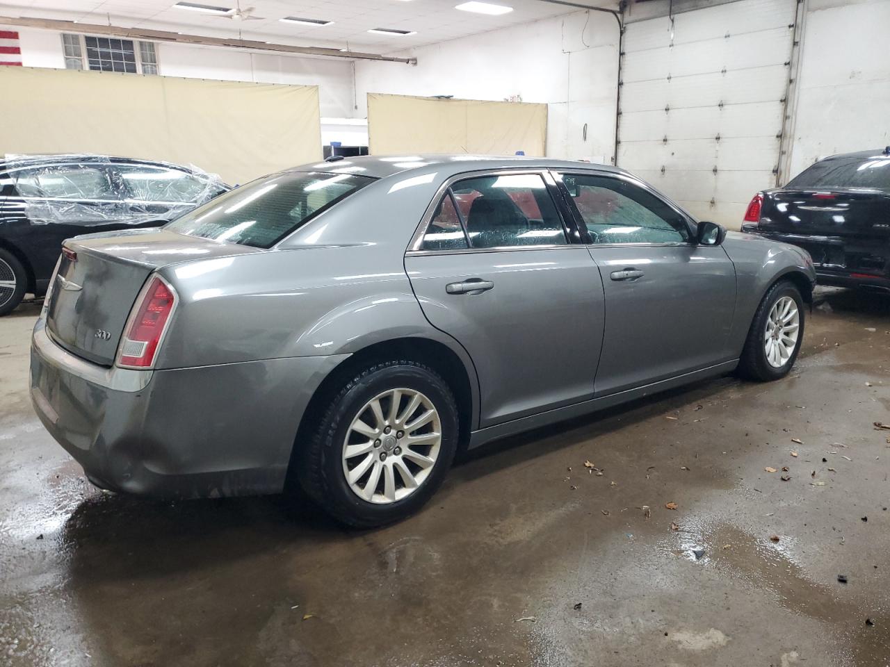 2012 Chrysler 300 - Image 3