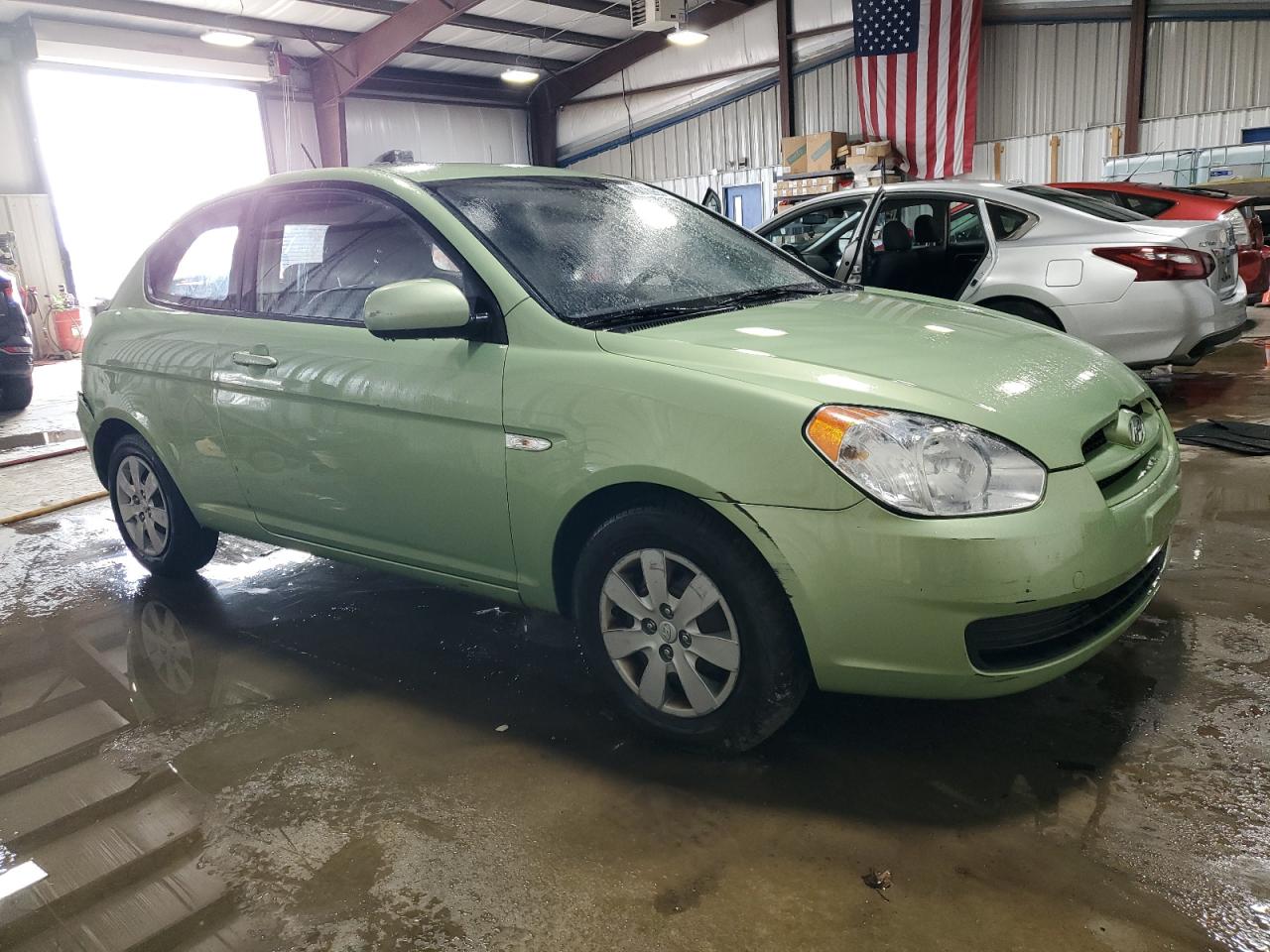 2010 Hyundai Accent - Image 4
