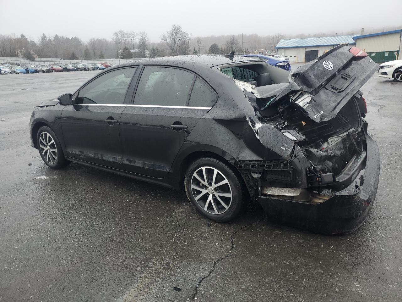 2017 Volkswagen Jetta - Image 2