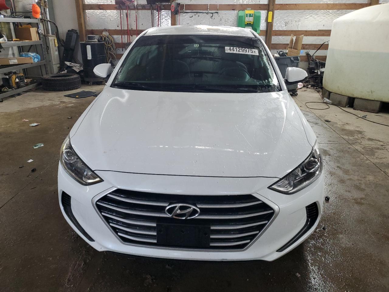 2018 Hyundai Elantra - Image 5