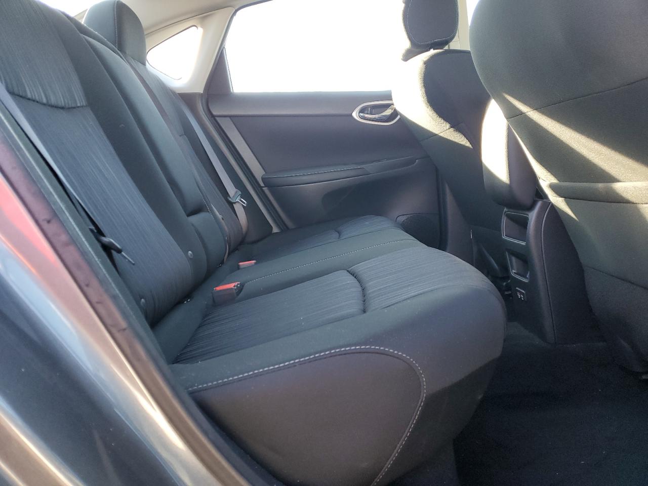 2019 Nissan Sentra - Image 10