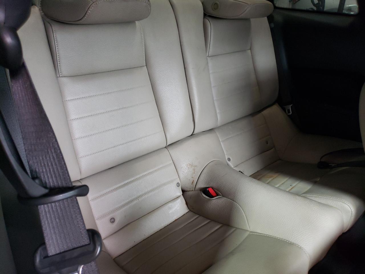 2012 Ford Mustang - Image 10