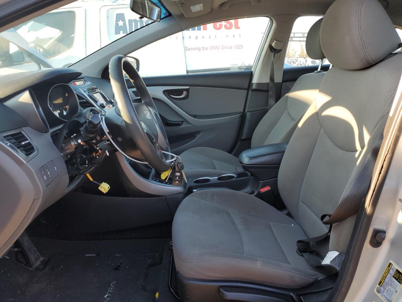2014 Hyundai Elantra - Image 7