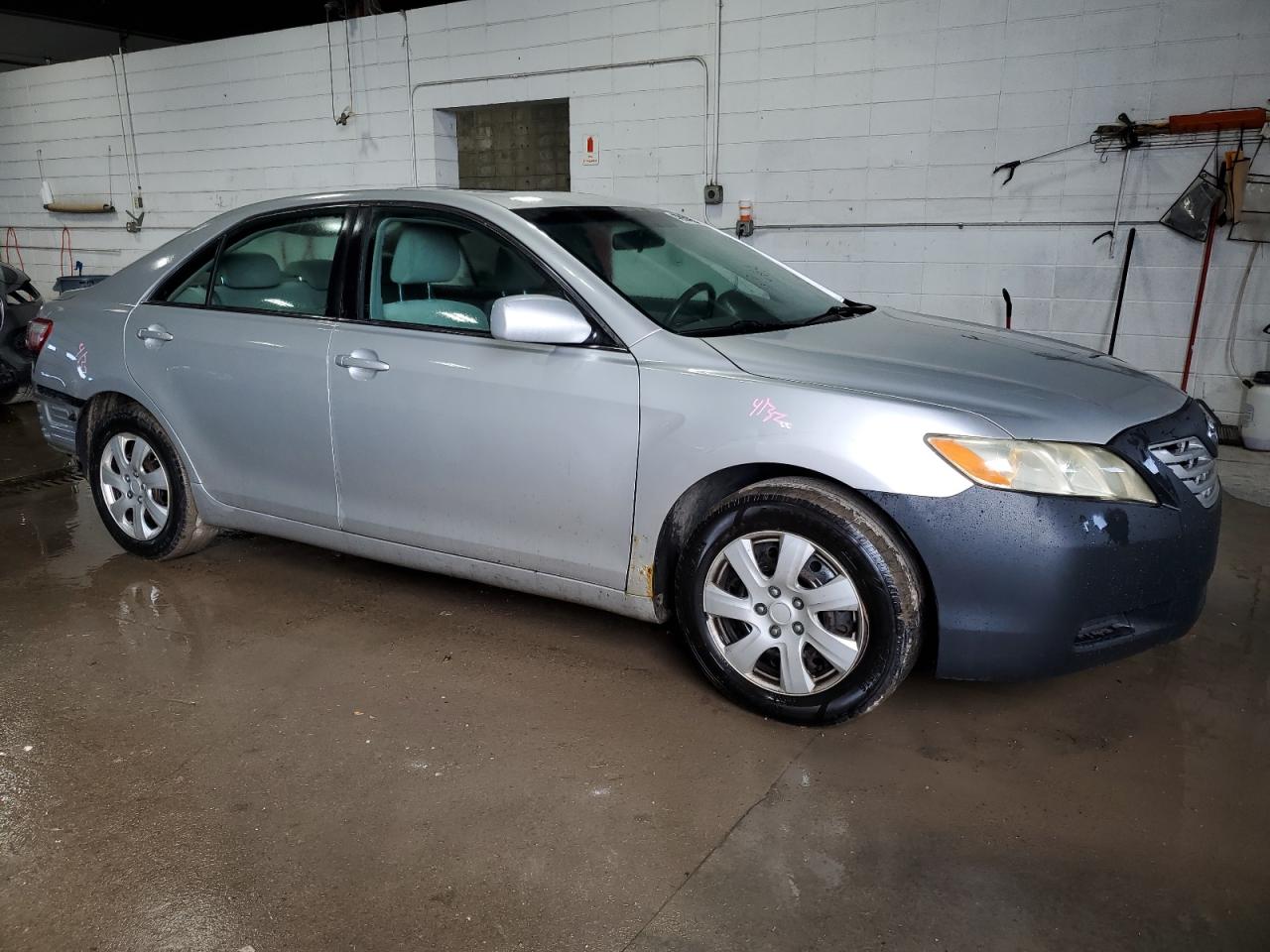 2009 Toyota Camry - Image 4
