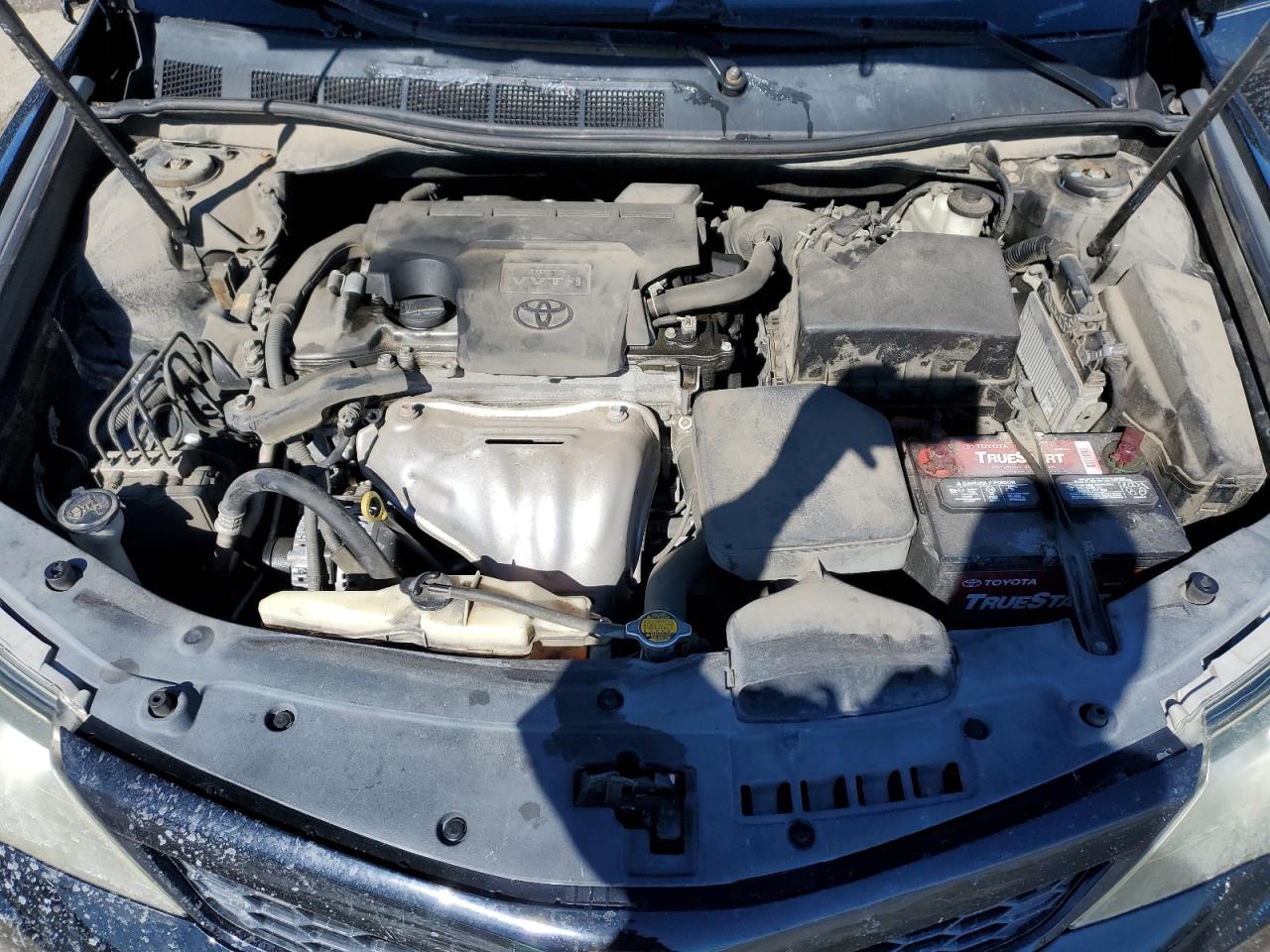 2013 Toyota Camry - Image 11
