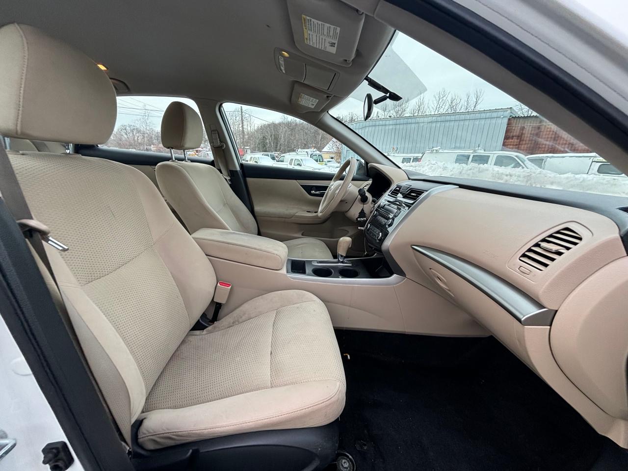 2015 Nissan Altima - Image 5