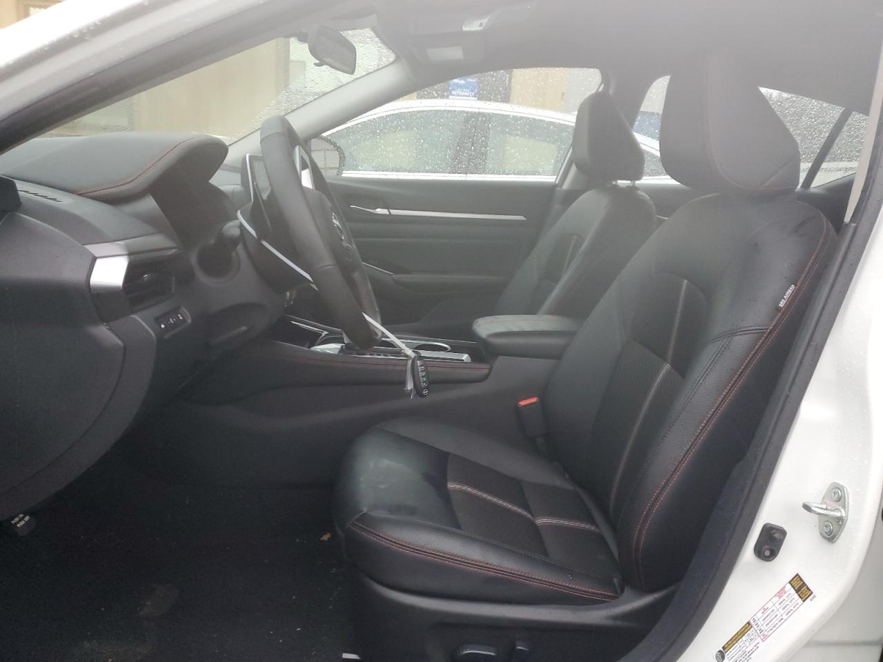 2024 Nissan Altima - Image 7