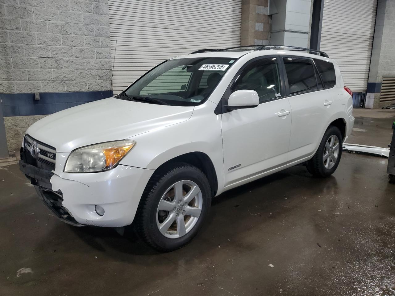 2007 Toyota RAV 4 - Image 1