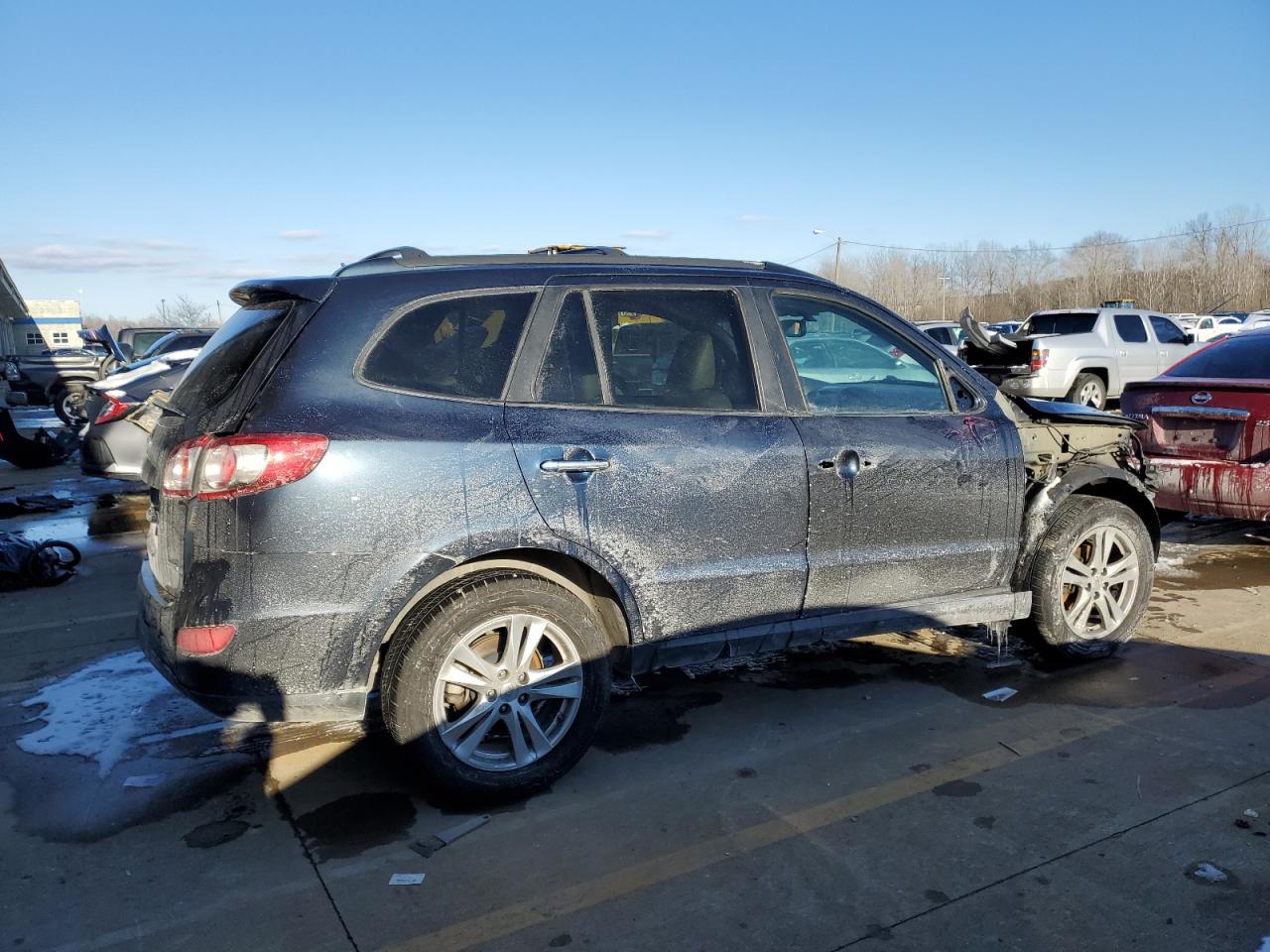 2012 Hyundai Santa Fe - Image 3