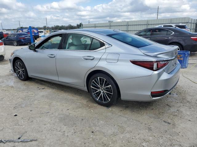  LEXUS ES300 2024 Srebrny