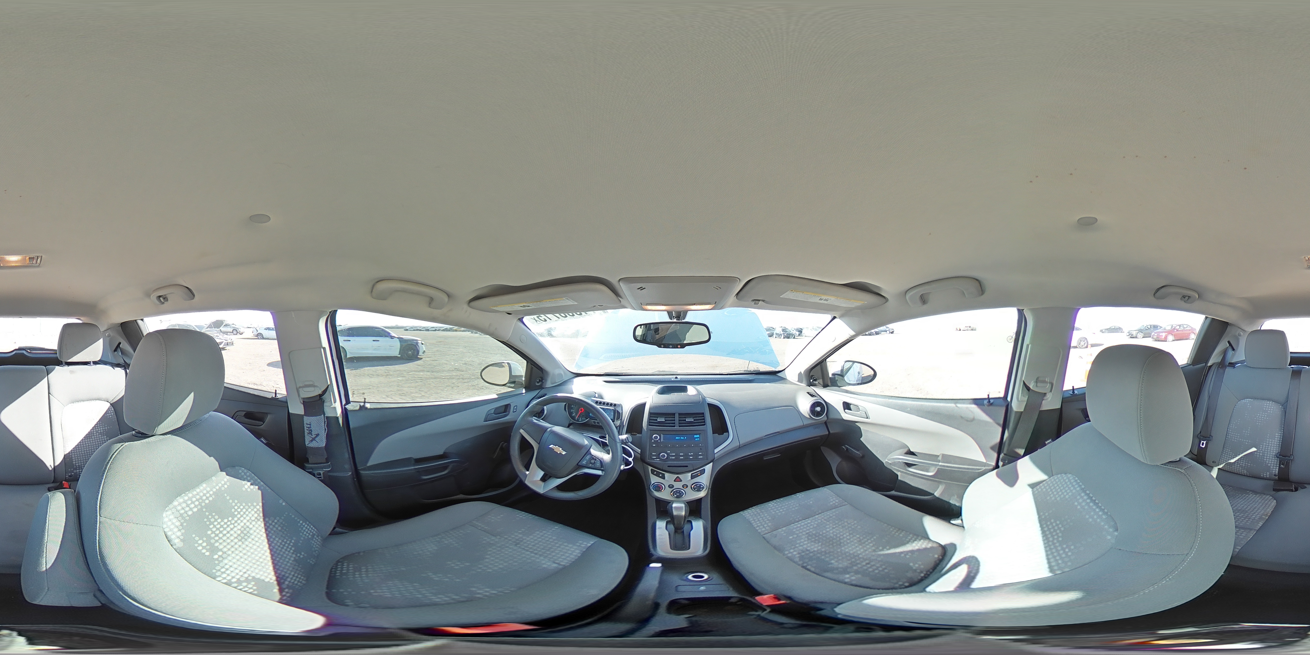 2016 Chevrolet Sonic - Image 12