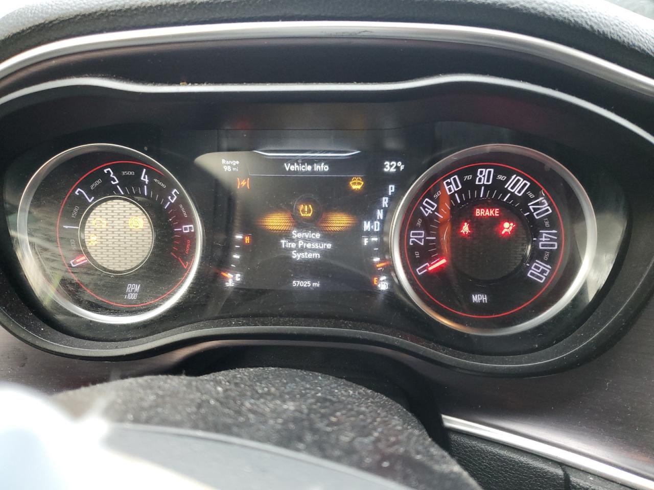 2018 Dodge Challenger - Image 9