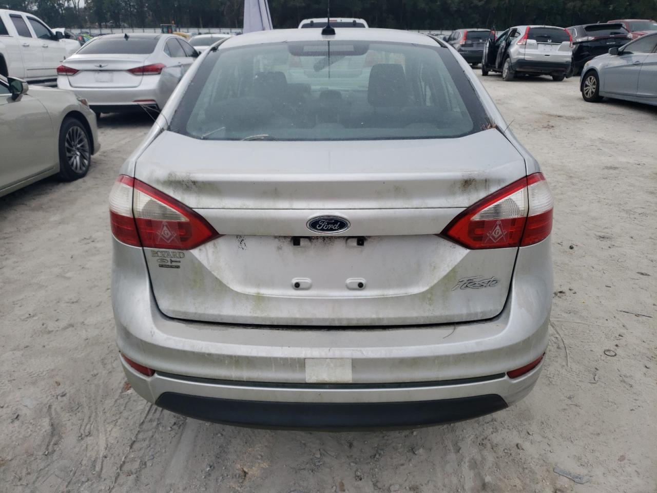 2014 Ford Fiesta - Image 6