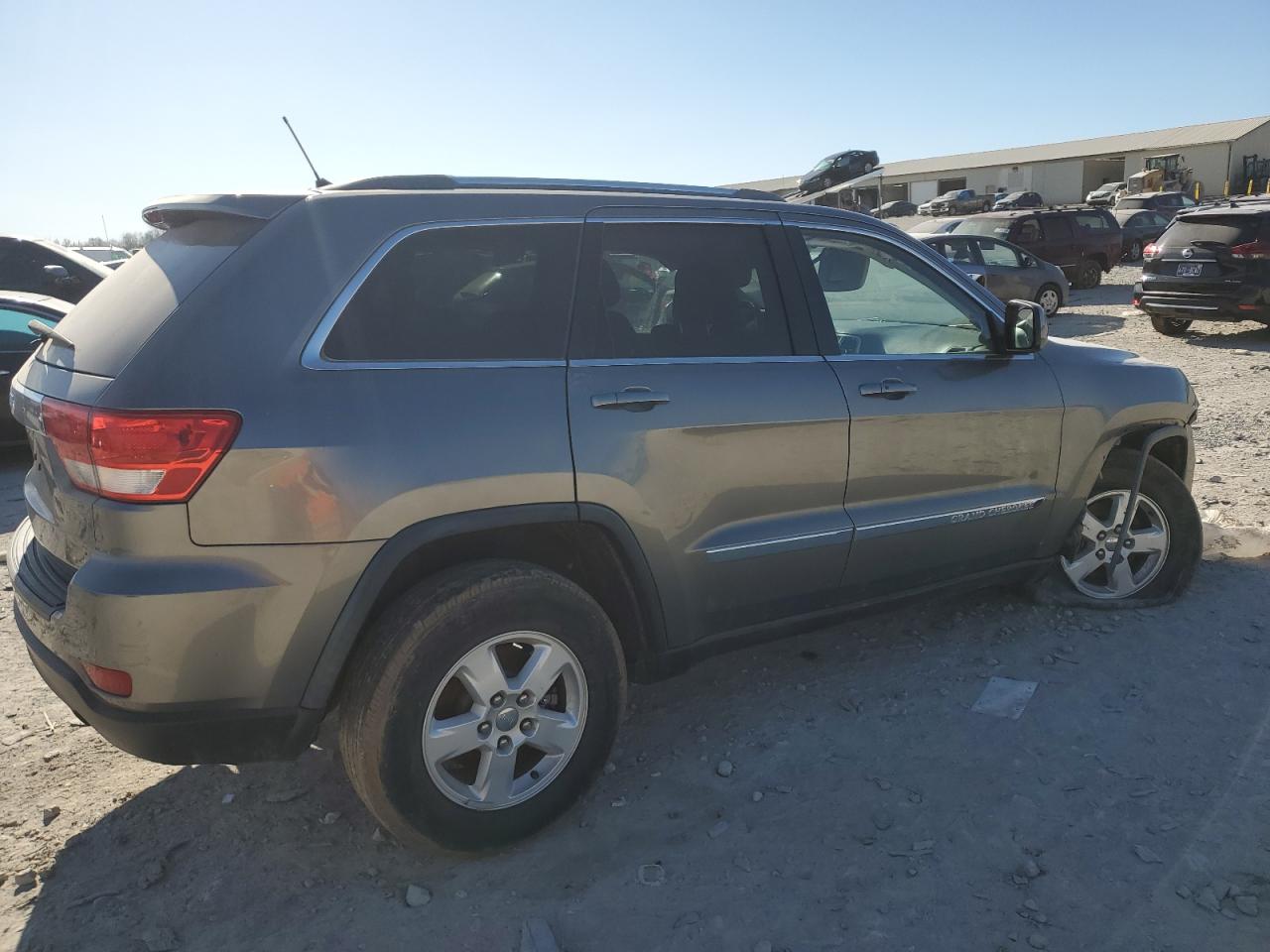 2012 Jeep Grand Cherokee - Image 3