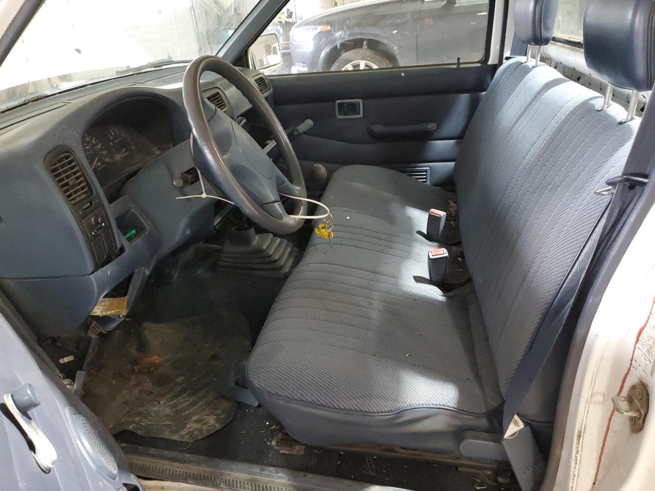 1994 Nissan Navara (Frontier) - Image 7