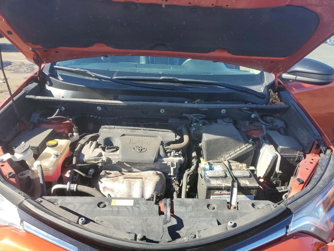 2016 Toyota RAV 4 - Image 12